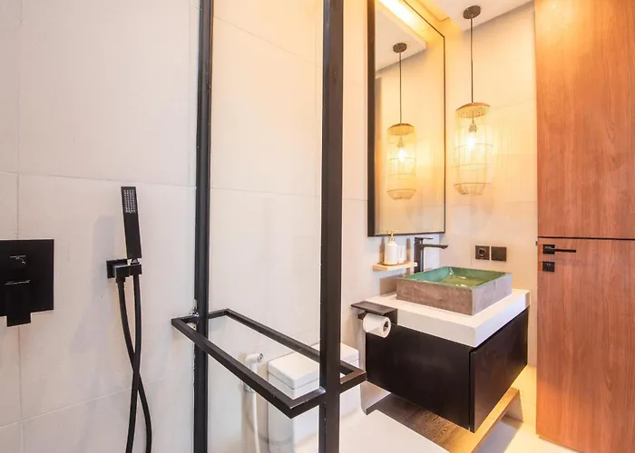 Сasa de vacaciones Elegant 3br Escape Ac 5min Shore Canggu