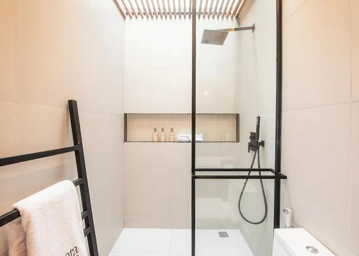 Chic 3Br Hideaway Canggu Ac 5Min To Beach チャングー