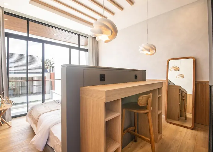 Chic 3Br Hideaway Canggu Ac 5Min To Beach 別荘 *