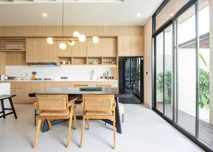 Superb 3Br Villa Canggu, Ac, 5 Mins To Beach تْشانغو